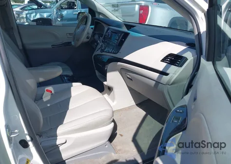 2013 Toyota Sienna Le V6 8 Passenger from USA, damaged, VIN 5TDKK3DC7DS350320